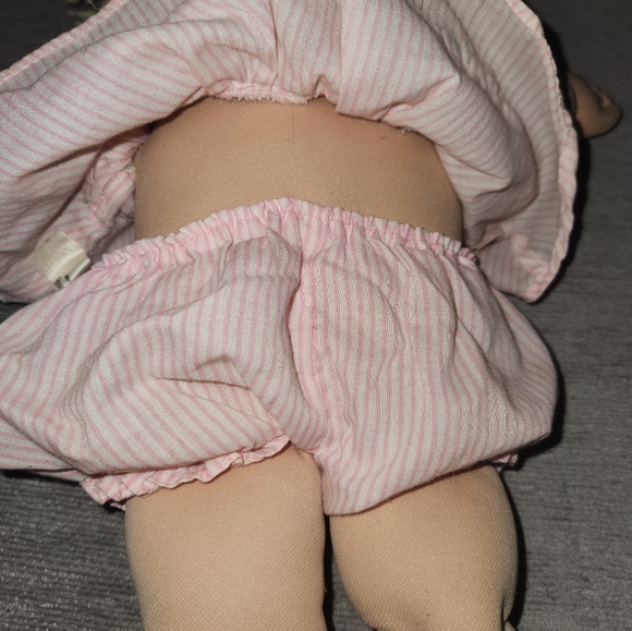 Vintage Cabbage Patch Kid Blonde Yarn Hair Green Eyes 1978,1982 - Picture 11 of 16